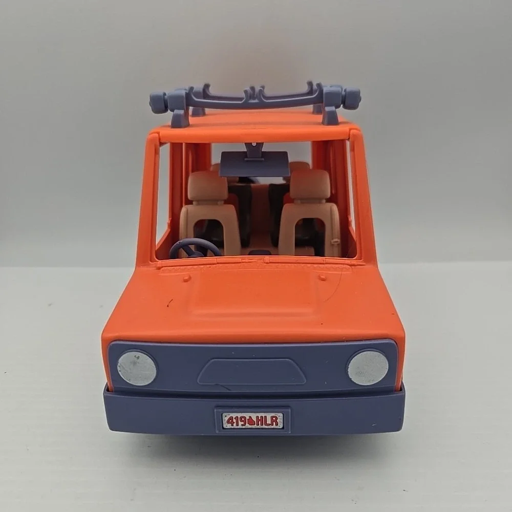 Bluey Jeep 4WD Family Vehicle Car By Moose Toys Car Only No Accessories Or Figs.
